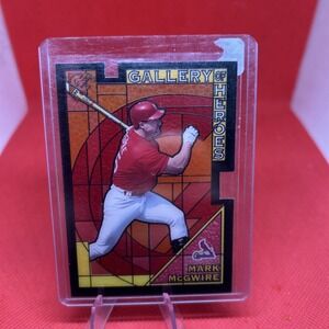 2000 Topps Gallery of Heroes Acetate Die-Cut #GH5 Mark McGwire GOAT Cardinals